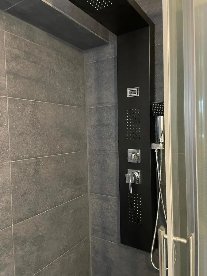 Appartement T2 hypercentre Luchon, jardin et parking privatifs à Saint-Mamet France